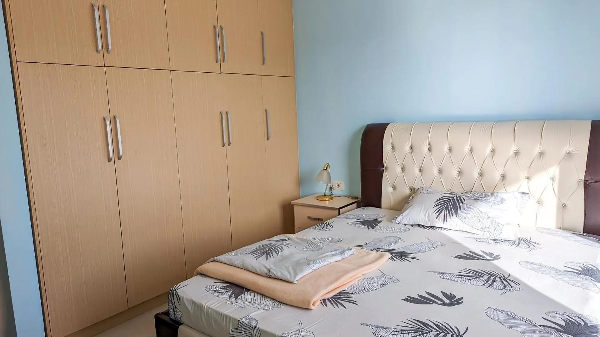 Sarah'S Apartments - 5 Min Walk To Beaches & Boulevard - Big Balcony! Sarande